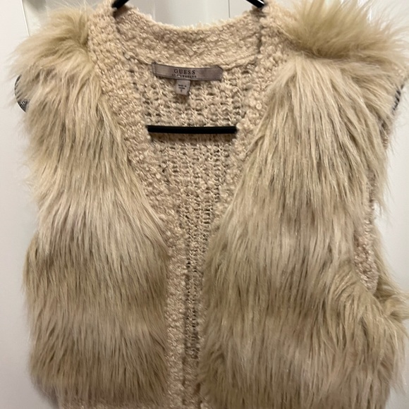 Sleeveless Cardigan with Faux Fur - Picture 3 of 15